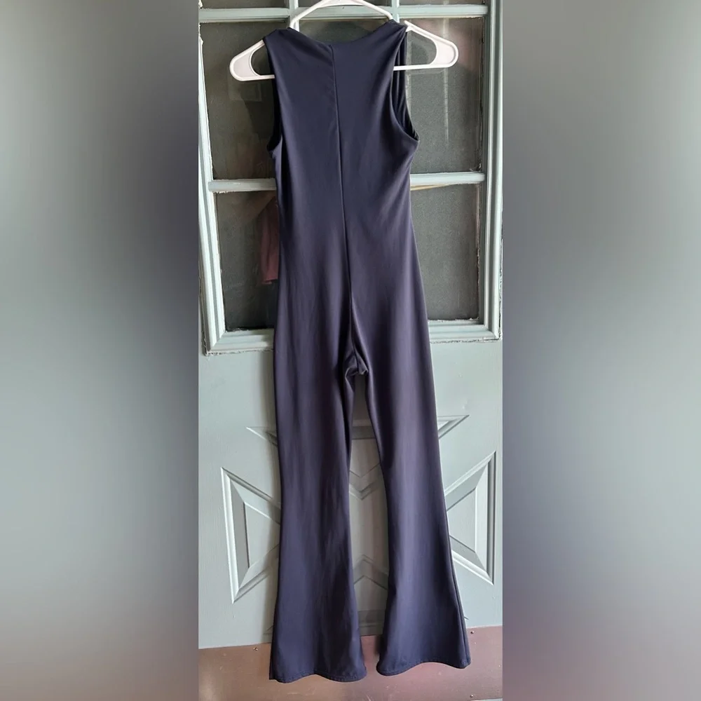 QINSEN Jumpsuit Sleeveless Sexy Suqare Neck Stretch Flare Leggings Romper Jumper